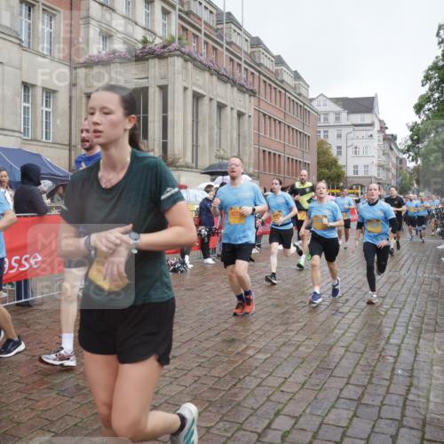 13.09.2026 - Kiel Lauf Yannick Fuchs http://msf.ph/oto/10413194 13.09.2026 10:44:45 Ziel 688, 1357, 1751, 1753, 2189, 2488, 3134, 3152, 3282, 4033, 4432, 4532, 4829, 5420, 5567, 6194, 6580, 6637, 6731, 7122, 7279, 7701, 7910, 8445, 8669, 9326, 10082, 11427, 11714, 11731, 12105, 12569, 12620, 501, 702, 1275, 1335, 1377, 1379, 1439, 1839, 2289, 2545, 2659, 2729, 2826, 2837, 2920, 3009, 3186, 3469, 3918, 3980, 4243, 5183, 5294, 5599, 5697, 5699, 5740, 5778, 5859, 6059, 6229, 6611, 6711, 6959, 7250, 7291, 7468, 7504, 7534, 7677, 1323, 2952, 3591 meine-sportfotos.de