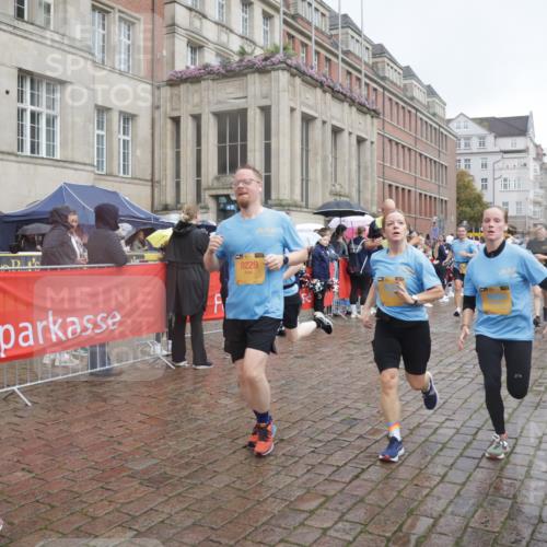 13.09.2026 - Kiel Lauf Yannick Fuchs http://msf.ph/oto/10413199 13.09.2026 10:44:46 Ziel 688, 1323, 1357, 1751, 1753, 2189, 2488, 2952, 3134, 3152, 3282, 3591, 4033, 4432, 4532, 4829, 5420, 5567, 6194, 6580, 6637, 6731, 7122, 7279, 7701, 7910, 8445, 8669, 9326, 10082, 11427, 11714, 11731, 12105, 12543, 12569, 12620, 501, 702, 1275, 1335, 1377, 1379, 1439, 1839, 2289, 2545, 2659, 2729, 2826, 2837, 2920, 3009, 3186, 3469, 3918, 3980, 4243, 4432, 5183, 5294, 5599, 5697, 5699, 5740, 5778, 5859, 6059, 6194, 6229, 6611, 6711, 6959, 7250, 7291, 7468, 7504, 7534, 7677 meine-sportfotos.de