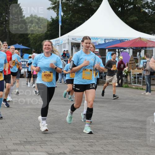 13.09.2026 - Kiel Lauf Andreas Tolksdorf http://msf.ph/oto/10413200 13.09.2026 10:03:49 Kiellinie 9745, 38, 4509, 3111, 38, 1562, 24 meine-sportfotos.de