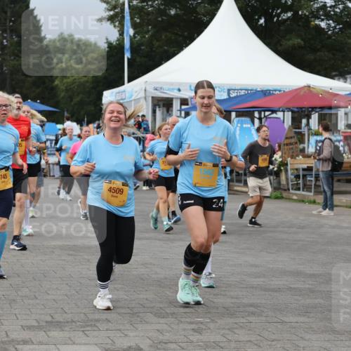 13.09.2026 - Kiel Lauf Andreas Tolksdorf http://msf.ph/oto/10413204 13.09.2026 10:03:49 Kiellinie 9745, 05, 39, 4509, 31, 38, 1562, 24, 38, 8452 meine-sportfotos.de