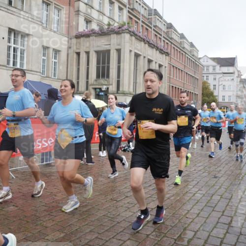13.09.2026 - Kiel Lauf Yannick Fuchs http://msf.ph/oto/10413244 13.09.2026 10:44:49 Ziel 427, 688, 1323, 1357, 1751, 1753, 2189, 2488, 2952, 3134, 3152, 3282, 3591, 4033, 4532, 4829, 5420, 6580, 6731, 7122, 7279, 7327, 7701, 7910, 8445, 8669, 9326, 10082, 10572, 11714, 11731, 12105, 12240, 12543, 12569, 12620, 501, 702, 1275, 1335, 1377, 1379, 1439, 1839, 2289, 2545, 2659, 2826, 2837, 2920, 3009, 3186, 3469, 3980, 4243, 4432, 5183, 5294, 5420, 5567, 5599, 5697, 5699, 5740, 5778, 5859, 6194, 6229, 6611, 6637, 6711, 6959, 7250, 7291, 7468, 7504, 7677, 7701 meine-sportfotos.de