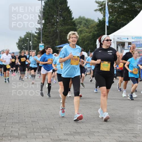 13.09.2026 - Kiel Lauf Andreas Tolksdorf http://msf.ph/oto/10413262 13.09.2026 10:03:53 Kiellinie 11502, 38, 2559, 9818, 2075, 39, 8136, 105 meine-sportfotos.de
