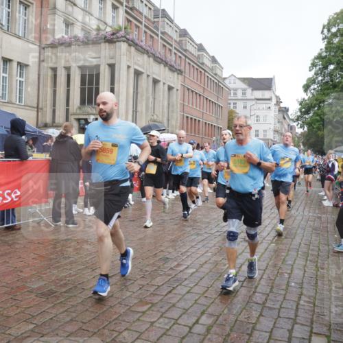 13.09.2026 - Kiel Lauf Yannick Fuchs http://msf.ph/oto/10413271 13.09.2026 10:44:50 Ziel 427, 451, 688, 1323, 1357, 1751, 1753, 2189, 2488, 2952, 3134, 3152, 3282, 3591, 4033, 4532, 4829, 6580, 6731, 7122, 7279, 7327, 7910, 8445, 8669, 9326, 10082, 10572, 11714, 11731, 12105, 12240, 12543, 12569, 12620, 501, 688, 702, 1275, 1335, 1377, 1379, 1439, 2289, 2545, 2659, 2826, 2837, 2920, 3009, 3469, 3980, 4033, 4243, 4432, 5183, 5294, 5420, 5567, 5599, 5697, 5699, 5740, 5778, 5859, 6194, 6229, 6580, 6611, 6637, 6711, 6959, 7250, 7291, 7468, 7504, 7677, 7701, 7910 meine-sportfotos.de