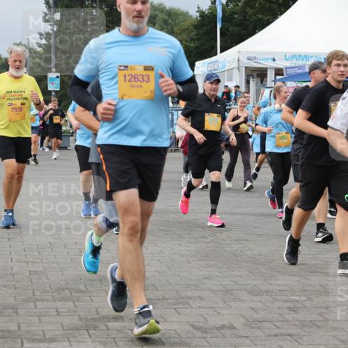 13.09.2026 - Kiel Lauf Andreas Tolksdorf http://msf.ph/oto/10413290 13.09.2026 10:04:00 Kiellinie 18, 7535, 12633, 7997, 123 meine-sportfotos.de