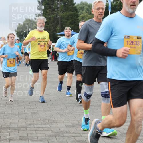 13.09.2026 - Kiel Lauf Andreas Tolksdorf http://msf.ph/oto/10413295 13.09.2026 10:04:01 Kiellinie 7518, 7535, 741, 12633, 7997 meine-sportfotos.de