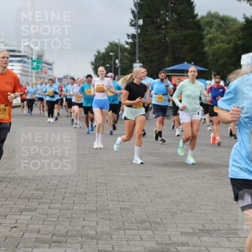 13.09.2026 - Kiel Lauf Andreas Tolksdorf http://msf.ph/oto/10413328 13.09.2026 10:04:03 Kiellinie 6116, 184, 12756, 39, 7518 meine-sportfotos.de