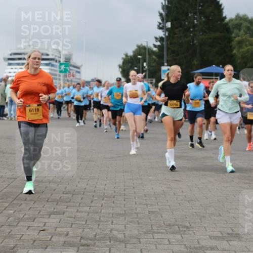 13.09.2026 - Kiel Lauf Andreas Tolksdorf http://msf.ph/oto/10413336 13.09.2026 10:04:03 Kiellinie 6116, 12316, 12756, 10420 meine-sportfotos.de