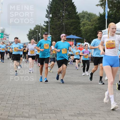 13.09.2026 - Kiel Lauf Andreas Tolksdorf http://msf.ph/oto/10413388 13.09.2026 10:04:07 Kiellinie 4058, 11554, 1522, 675, 12316, 02 meine-sportfotos.de