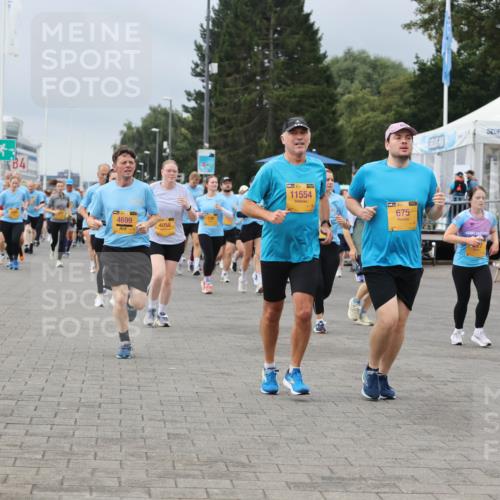 13.09.2026 - Kiel Lauf Andreas Tolksdorf http://msf.ph/oto/10413413 13.09.2026 10:04:08 Kiellinie 4, 4699, 4058, 11554, 675, 452 meine-sportfotos.de