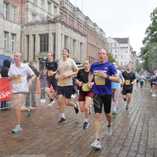 13.09.2026 - Kiel Lauf Yannick Fuchs http://msf.ph/oto/10413417 13.09.2026 10:45:01 Ziel 427, 451, 1181, 1323, 1606, 2410, 2952, 3591, 3753, 3872, 4044, 4681, 6298, 7327, 7765, 8198, 8941, 9702, 9703, 9917, 10388, 10526, 10572, 10986, 11473, 12240, 12543, 12670, 501, 688, 1323, 1357, 1751, 1753, 2189, 2488, 2659, 2837, 2920, 2952, 3134, 3152, 3282, 3591, 3980, 4033, 4243, 4432, 4532, 4829, 5420, 5567, 5699, 6194, 6580, 6637, 6711, 6731, 7122, 7279, 7468, 7677, 7701, 7910, 8445, 8669, 9326, 10082, 1482, 1590, 2391, 3285, 3796, 4588, 5220, 5361 meine-sportfotos.de