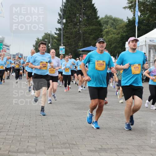 13.09.2026 - Kiel Lauf Andreas Tolksdorf http://msf.ph/oto/10413422 13.09.2026 10:04:08 Kiellinie 3, 4, 4699, 4058, 1, 39, 11554, 39, 675, 10211, 3227, 38, 452 meine-sportfotos.de