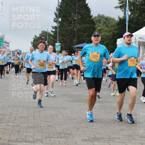 13.09.2026 - Kiel Lauf Andreas Tolksdorf http://msf.ph/oto/10413424 13.09.2026 10:04:08 Kiellinie 3, 4, 4699, 11554, 15, 675, 8227, 10217, 452 meine-sportfotos.de