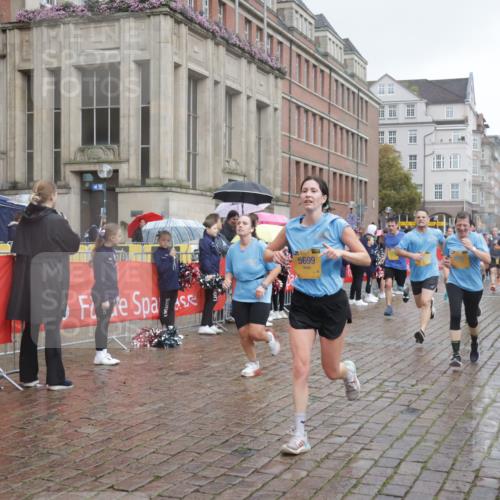 13.09.2026 - Kiel Lauf Yannick Fuchs http://msf.ph/oto/10413456 13.09.2026 10:45:04 Ziel 451, 478, 1181, 1606, 1878, 2410, 3753, 3872, 4044, 4681, 6298, 7327, 7765, 8198, 8744, 8941, 9702, 9703, 9917, 10388, 10526, 10666, 10986, 11473, 12670, 427, 501, 688, 1323, 1357, 1751, 1753, 2189, 2488, 2659, 2837, 2920, 2952, 3134, 3152, 3282, 3591, 4033, 4243, 4432, 4532, 4829, 5420, 5567, 5699, 6194, 6580, 6637, 6711, 6731, 7122, 7279, 7327, 7677, 7701, 7910, 8445, 8669, 9326, 10082, 10572, 1482, 1590, 2391, 3285, 3796, 4588, 5220, 5361 meine-sportfotos.de