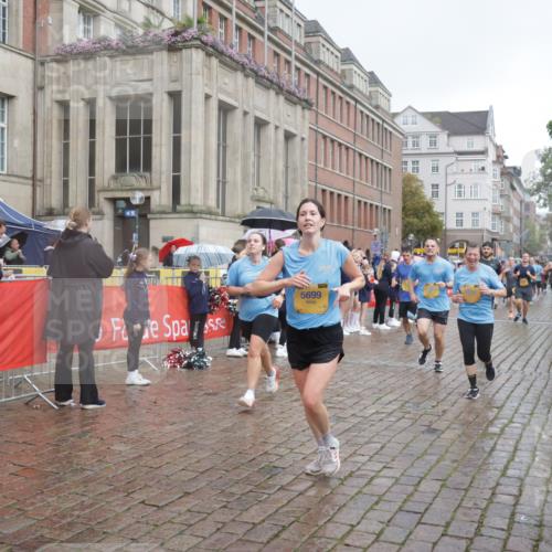 13.09.2026 - Kiel Lauf Yannick Fuchs http://msf.ph/oto/10413460 13.09.2026 10:45:04 Ziel 451, 478, 1181, 1606, 1878, 2410, 3753, 3872, 4044, 4681, 6298, 7327, 7765, 8198, 8744, 8941, 9702, 9703, 9917, 10388, 10526, 10666, 10986, 11473, 12670, 427, 501, 688, 1323, 1357, 1751, 1753, 2189, 2488, 2659, 2837, 2920, 2952, 3134, 3152, 3282, 3591, 4033, 4243, 4432, 4532, 4829, 5420, 5567, 5699, 6194, 6580, 6637, 6711, 6731, 7122, 7279, 7327, 7677, 7701, 7910, 8445, 8669, 9326, 10082, 10572, 1482, 1590, 2391, 3285, 3796, 4588, 5220, 5361 meine-sportfotos.de