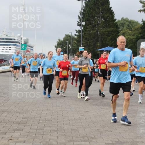 13.09.2026 - Kiel Lauf Andreas Tolksdorf http://msf.ph/oto/10413494 13.09.2026 10:04:14 Kiellinie 4, 12821, 6600, 10679 meine-sportfotos.de