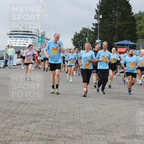 13.09.2026 - Kiel Lauf Andreas Tolksdorf http://msf.ph/oto/10413574 13.09.2026 10:04:20 Kiellinie 11220, 84, 10702, 9700, 7412, 11613, 39, 3176 meine-sportfotos.de