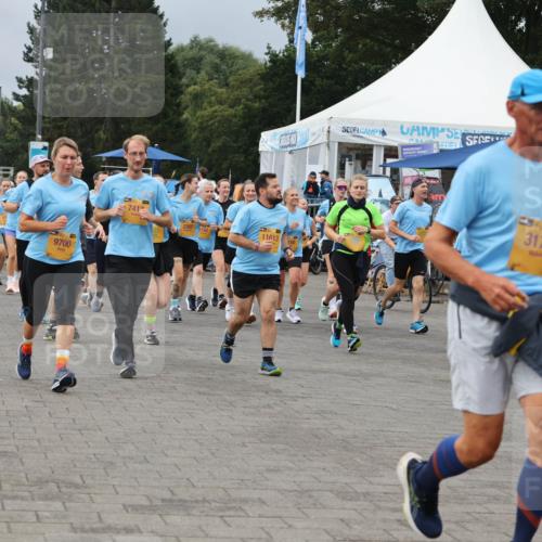 13.09.2026 - Kiel Lauf Andreas Tolksdorf http://msf.ph/oto/10413590 13.09.2026 10:04:21 Kiellinie 10702, 313, 9700, 7412, 11613, 3176, 448 meine-sportfotos.de