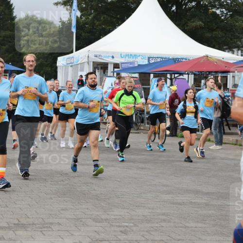 13.09.2026 - Kiel Lauf Andreas Tolksdorf http://msf.ph/oto/10413599 13.09.2026 10:04:22 Kiellinie 9700, 74, 10776, 10237, 3176 meine-sportfotos.de