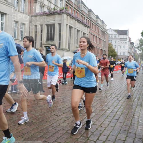 13.09.2026 - Kiel Lauf Yannick Fuchs http://msf.ph/oto/10413603 13.09.2026 10:45:15 Ziel 478, 979, 1482, 1575, 1590, 1703, 1878, 2391, 2410, 3285, 3796, 4044, 4588, 4681, 5220, 5296, 5361, 5600, 5763, 5764, 6799, 7631, 7795, 8457, 8744, 9378, 9845, 9956, 10183, 10526, 10666, 10915, 10948, 10986, 11541, 427, 451, 688, 1181, 1323, 1357, 1606, 1751, 1753, 2189, 2488, 2952, 3134, 3152, 3282, 3591, 3753, 3872, 4033, 4044, 4532, 4829, 6298, 6580, 6731, 7122, 7279, 7327, 7765, 7910, 8198, 8445, 8669, 8941, 9326, 9702, 9917, 10082, 10388, 10572, 360, 461, 1682 meine-sportfotos.de