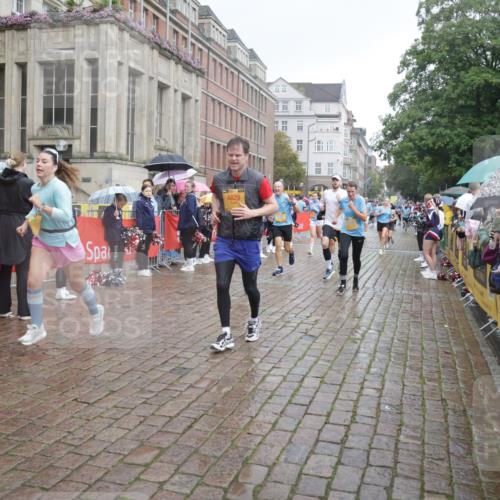13.09.2026 - Kiel Lauf Yannick Fuchs http://msf.ph/oto/10413649 13.09.2026 10:45:21 Ziel 1012, 1267, 1482, 1575, 1590, 2391, 2836, 3263, 3264, 3285, 3628, 3796, 4168, 4588, 4726, 5220, 5361, 5365, 5600, 5763, 6799, 7620, 7631, 7795, 8457, 8788, 9378, 9845, 9956, 10183, 10915, 10948, 11541, 11951, 12355, 427, 451, 478, 979, 1181, 1323, 1606, 1703, 1878, 2189, 2410, 2952, 3591, 3753, 3872, 4044, 4681, 4829, 5220, 5296, 5763, 5764, 6298, 6731, 7327, 7765, 8198, 8669, 8941, 9326, 9702, 9917, 10388, 10572, 360, 461, 1015, 1682 meine-sportfotos.de
