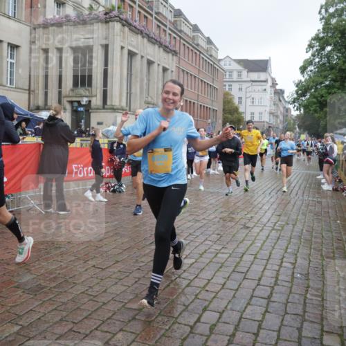13.09.2026 - Kiel Lauf Yannick Fuchs http://msf.ph/oto/10413661 13.09.2026 10:45:23 Ziel 461, 1012, 1267, 1482, 1575, 1590, 1969, 2391, 2836, 3075, 3263, 3264, 3285, 3628, 3796, 4168, 4536, 4588, 4726, 5361, 5365, 5600, 5957, 6799, 7620, 7766, 7795, 8457, 8788, 9378, 9845, 9867, 9956, 10183, 10441, 10948, 11541, 11951, 12044, 12355, 427, 451, 478, 979, 1181, 1323, 1482, 1606, 1703, 1878, 2410, 2952, 3591, 3753, 3872, 4044, 4681, 4829, 5220, 5296, 5600, 5763, 5764, 6298, 6731, 7327, 7765, 8198, 8941, 9326, 9702, 9917, 10388, 10572, 360, 1015, 1682 meine-sportfotos.de