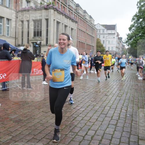 13.09.2026 - Kiel Lauf Yannick Fuchs http://msf.ph/oto/10413664 13.09.2026 10:45:23 Ziel 461, 1012, 1267, 1482, 1575, 1590, 1969, 2391, 2836, 3075, 3263, 3264, 3285, 3628, 3796, 4168, 4536, 4588, 4726, 5361, 5365, 5600, 5957, 6799, 7620, 7766, 7795, 8457, 8788, 9378, 9845, 9867, 9956, 10183, 10441, 10948, 11541, 11951, 12044, 12355, 427, 451, 478, 979, 1181, 1323, 1482, 1606, 1703, 1878, 2410, 2952, 3591, 3753, 3872, 4044, 4681, 4829, 5220, 5296, 5600, 5763, 5764, 6298, 6731, 7327, 7765, 8198, 8941, 9326, 9702, 9917, 10388, 10572, 360, 1015, 1682 meine-sportfotos.de