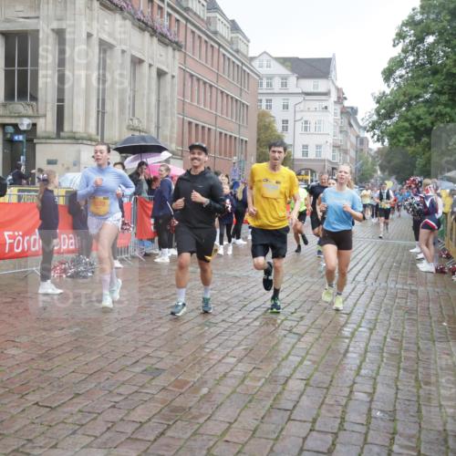 13.09.2026 - Kiel Lauf Yannick Fuchs http://msf.ph/oto/10413674 13.09.2026 10:45:24 Ziel 461, 1012, 1267, 1575, 1590, 1969, 2391, 2836, 3075, 3263, 3264, 3285, 3628, 3796, 4151, 4168, 4536, 4588, 4699, 4726, 5361, 5365, 5957, 6799, 7620, 7735, 7766, 7795, 8444, 8457, 8788, 9378, 9845, 9867, 10183, 10441, 10948, 11541, 11951, 12044, 12355, 427, 451, 478, 979, 1181, 1323, 1482, 1606, 1703, 1878, 2410, 2952, 3591, 3753, 3872, 4044, 4588, 4681, 5220, 5296, 5361, 5600, 5763, 5764, 6298, 6731, 7327, 7765, 8198, 8941, 9326, 9702, 9917, 10388, 10572, 360, 1015, 1682 meine-sportfotos.de