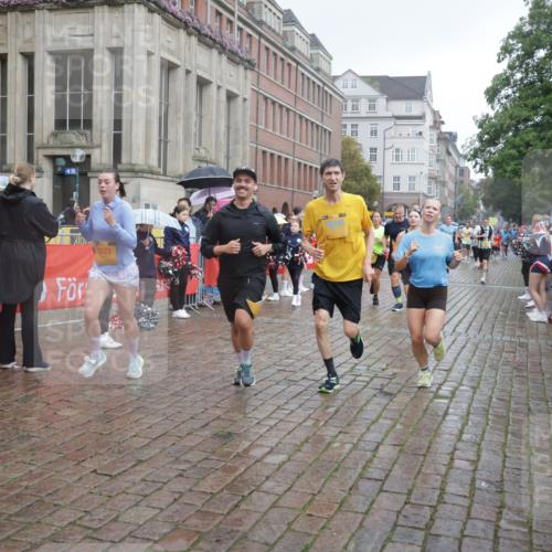 13.09.2026 - Kiel Lauf Yannick Fuchs http://msf.ph/oto/10413682 13.09.2026 10:45:24 Ziel 461, 1012, 1267, 1575, 1590, 1969, 2391, 2836, 3075, 3263, 3264, 3285, 3628, 3796, 4151, 4168, 4536, 4588, 4699, 4726, 5361, 5365, 5957, 6799, 7620, 7735, 7766, 7795, 8444, 8457, 8788, 9378, 9845, 9867, 10183, 10441, 10948, 11541, 11951, 12044, 12355, 427, 451, 478, 979, 1181, 1323, 1482, 1606, 1703, 1878, 2410, 2952, 3591, 3753, 3872, 4044, 4588, 4681, 5220, 5296, 5361, 5600, 5763, 5764, 6298, 6731, 7327, 7765, 8198, 8941, 9326, 9702, 9917, 10388, 10572, 360, 1015, 1682 meine-sportfotos.de