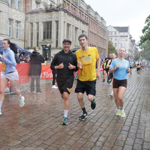 13.09.2026 - Kiel Lauf Yannick Fuchs http://msf.ph/oto/10413698 13.09.2026 10:45:25 Ziel 461, 1012, 1267, 1575, 1590, 1969, 2391, 2599, 2836, 3075, 3263, 3264, 3285, 3628, 3796, 4151, 4168, 4536, 4699, 4726, 5365, 5957, 6799, 7620, 7735, 7766, 7795, 8444, 8788, 9378, 9845, 9867, 10183, 10441, 10948, 11541, 11951, 12044, 12355, 12687, 427, 451, 478, 979, 1181, 1323, 1482, 1590, 1606, 1703, 1878, 2391, 2410, 2952, 3591, 3753, 3872, 4044, 4588, 4681, 5220, 5296, 5361, 5600, 5763, 5764, 6298, 7327, 7765, 8198, 8941, 9702, 9917, 10388, 10572, 360, 1015, 1682 meine-sportfotos.de