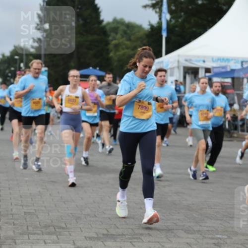 13.09.2026 - Kiel Lauf Andreas Tolksdorf http://msf.ph/oto/10413701 13.09.2026 10:04:27 Kiellinie 7899 meine-sportfotos.de