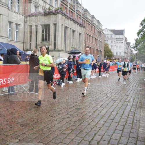 13.09.2026 - Kiel Lauf Yannick Fuchs http://msf.ph/oto/10413709 13.09.2026 10:45:27 Ziel 461, 1012, 1267, 1575, 1969, 2599, 2836, 3075, 3263, 3264, 3628, 4151, 4168, 4536, 4699, 4726, 5365, 5957, 6269, 6799, 7027, 7620, 7735, 7766, 7795, 8444, 8788, 9083, 9378, 9845, 9867, 9895, 10441, 10948, 11541, 11951, 12044, 12355, 12687, 427, 451, 478, 979, 1181, 1482, 1590, 1606, 1703, 1878, 2391, 2410, 3285, 3753, 3796, 3872, 4044, 4588, 4681, 5220, 5296, 5361, 5600, 5763, 5764, 6298, 7327, 7765, 8198, 8941, 9702, 9917, 10388, 10572, 360, 1015, 1682 meine-sportfotos.de