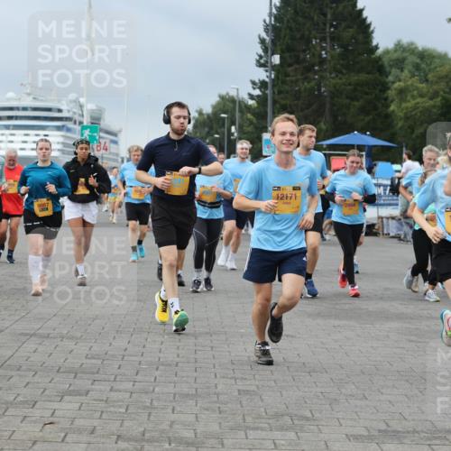13.09.2026 - Kiel Lauf Andreas Tolksdorf http://msf.ph/oto/10413745 13.09.2026 10:04:29 Kiellinie 567, 9987, 12171, 2804, 10750, 4525 meine-sportfotos.de
