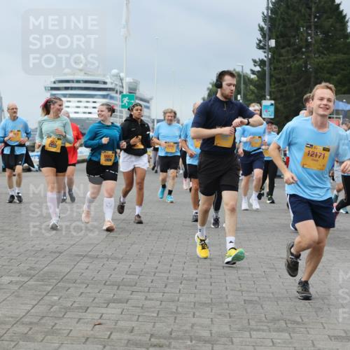 13.09.2026 - Kiel Lauf Andreas Tolksdorf http://msf.ph/oto/10413746 13.09.2026 10:04:30 Kiellinie 9987, 39, 12171, 4211 meine-sportfotos.de