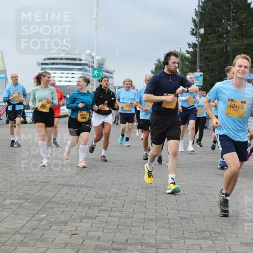13.09.2026 - Kiel Lauf Andreas Tolksdorf http://msf.ph/oto/10413748 13.09.2026 10:04:30 Kiellinie 567, 9987, 39, 12171, 2804, 4211 meine-sportfotos.de