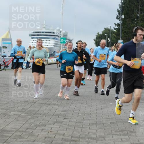 13.09.2026 - Kiel Lauf Andreas Tolksdorf http://msf.ph/oto/10413764 13.09.2026 10:04:31 Kiellinie 567, 9987, 66, 6965, 970 meine-sportfotos.de