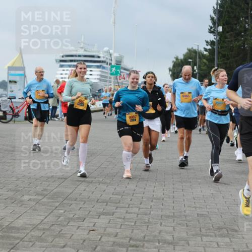 13.09.2026 - Kiel Lauf Andreas Tolksdorf http://msf.ph/oto/10413770 13.09.2026 10:04:31 Kiellinie 13, 84, 567, 9987, 6965, 139, 18412 meine-sportfotos.de
