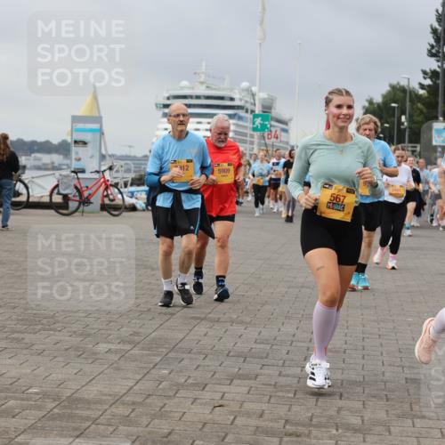 13.09.2026 - Kiel Lauf Andreas Tolksdorf http://msf.ph/oto/10413788 13.09.2026 10:04:33 Kiellinie 312, 5909, 84, 567, 38, 9987 meine-sportfotos.de
