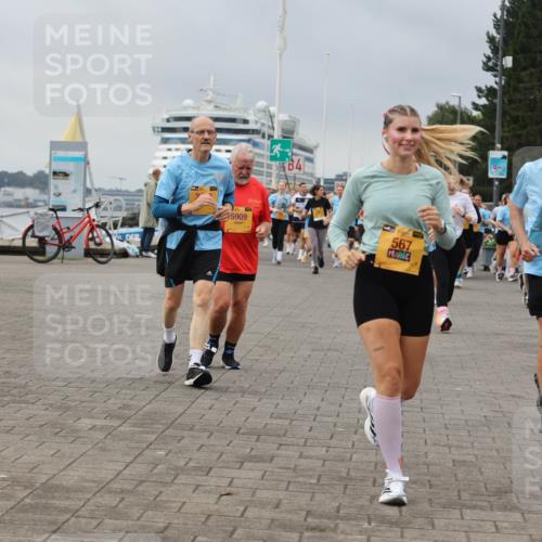 13.09.2026 - Kiel Lauf Andreas Tolksdorf http://msf.ph/oto/10413790 13.09.2026 10:04:33 Kiellinie 5909, 4, 567, 39, 9987 meine-sportfotos.de