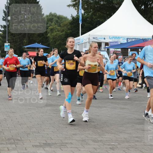 13.09.2026 - Kiel Lauf Andreas Tolksdorf http://msf.ph/oto/10413814 13.09.2026 10:04:39 Kiellinie 11002, 2995, 7389, 91, 384, 1931, 5300, 12115, 9757 meine-sportfotos.de