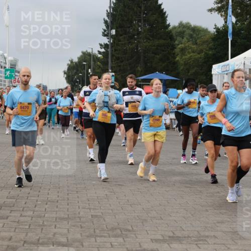 13.09.2026 - Kiel Lauf Andreas Tolksdorf http://msf.ph/oto/10413872 13.09.2026 10:04:43 Kiellinie 4, 9916, 8470, 1518, 986, 893, 2298, 899, 396 meine-sportfotos.de