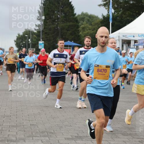 13.09.2026 - Kiel Lauf Andreas Tolksdorf http://msf.ph/oto/10413895 13.09.2026 10:04:46 Kiellinie 9916, 1518, 38, 8470, 38, 2298 meine-sportfotos.de