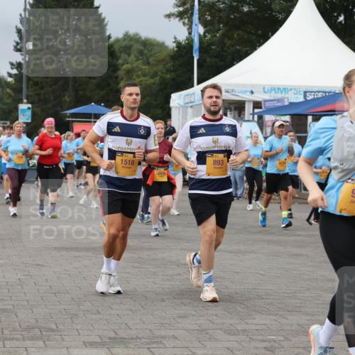 13.09.2026 - Kiel Lauf Andreas Tolksdorf http://msf.ph/oto/10413907 13.09.2026 10:04:46 Kiellinie 9916, 39, 1518, 12438, 38, 893, 8234, 986 meine-sportfotos.de