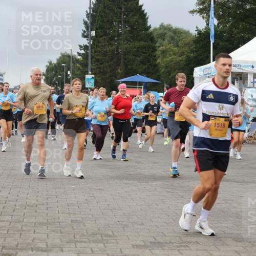 13.09.2026 - Kiel Lauf Andreas Tolksdorf http://msf.ph/oto/10413916 13.09.2026 10:04:47 Kiellinie 1087, 4, 1605, 9916, 2696, 1518, 893 meine-sportfotos.de