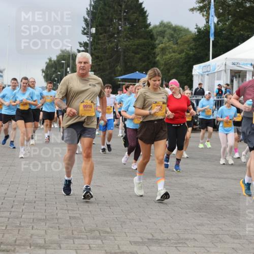 13.09.2026 - Kiel Lauf Andreas Tolksdorf http://msf.ph/oto/10413927 13.09.2026 10:04:49 Kiellinie 087, 7157, 9306, 4, 1605, 39, 9916, 3963, 2698, 74, 1228, 5843 meine-sportfotos.de