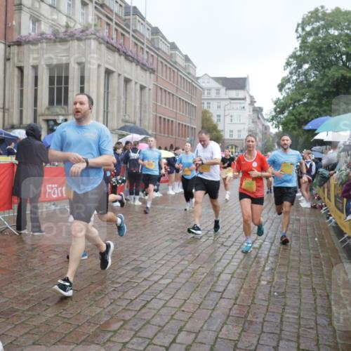 13.09.2026 - Kiel Lauf Yannick Fuchs http://msf.ph/oto/10413959 13.09.2026 10:45:43 Ziel 360, 499, 1015, 1065, 1180, 1229, 1484, 1537, 1682, 1752, 2563, 3182, 3347, 3608, 3749, 3807, 4586, 5072, 5205, 5278, 6406, 7503, 7889, 8203, 8282, 8442, 8731, 8762, 8816, 9429, 9727, 9770, 9774, 9914, 10077, 10149, 10407, 11745, 12150, 12224, 461, 478, 979, 1012, 1267, 1482, 1575, 1590, 1682, 1703, 1878, 1969, 2391, 2599, 2836, 3075, 3263, 3264, 3285, 3628, 3749, 3796, 4151, 4168, 4536, 4588, 4699, 4726, 5220, 5296, 5361, 5365, 5600, 5763, 5764, 5957, 6269, 6406, 6799, 550 meine-sportfotos.de