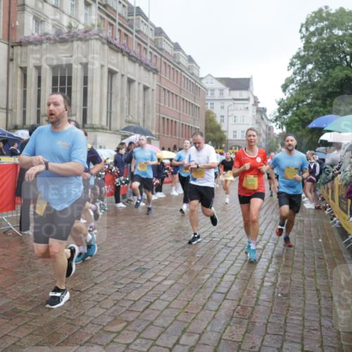 13.09.2026 - Kiel Lauf Yannick Fuchs http://msf.ph/oto/10413963 13.09.2026 10:45:43 Ziel 360, 499, 1015, 1065, 1180, 1229, 1484, 1537, 1682, 1752, 2563, 3182, 3347, 3608, 3749, 3807, 4586, 5072, 5205, 5278, 6406, 7503, 7889, 8203, 8282, 8442, 8731, 8762, 8816, 9429, 9727, 9770, 9774, 9914, 10077, 10149, 10407, 11745, 12150, 12224, 461, 478, 979, 1012, 1267, 1482, 1575, 1590, 1682, 1703, 1878, 1969, 2391, 2599, 2836, 3075, 3263, 3264, 3285, 3628, 3749, 3796, 4151, 4168, 4536, 4588, 4699, 4726, 5220, 5296, 5361, 5365, 5600, 5763, 5764, 5957, 6269, 6406, 6799, 550 meine-sportfotos.de