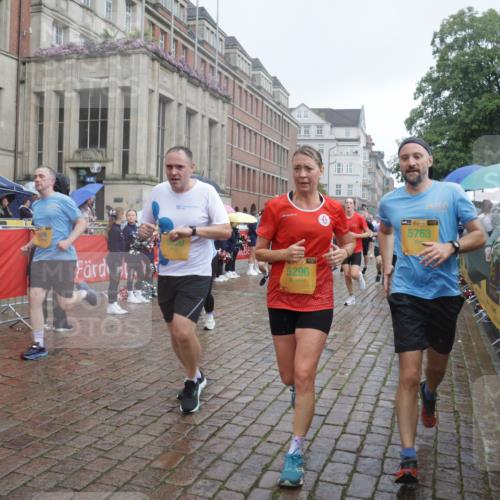 13.09.2026 - Kiel Lauf Yannick Fuchs http://msf.ph/oto/10413974 13.09.2026 10:45:44 Ziel 360, 499, 1015, 1065, 1180, 1229, 1484, 1537, 1725, 1752, 2563, 3182, 3347, 3608, 3807, 4586, 5072, 5205, 5278, 7503, 7889, 8203, 8282, 8442, 8731, 8762, 8816, 9429, 9727, 9770, 9774, 9914, 10077, 10149, 10407, 11745, 12150, 12224, 461, 478, 979, 1012, 1180, 1267, 1482, 1575, 1590, 1682, 1703, 1878, 1969, 2391, 2599, 2836, 3075, 3182, 3263, 3264, 3285, 3628, 3749, 3796, 4151, 4168, 4536, 4588, 4699, 4726, 5220, 5296, 5361, 5365, 5600, 5763, 5764, 5957, 6269, 6406, 6799, 550 meine-sportfotos.de