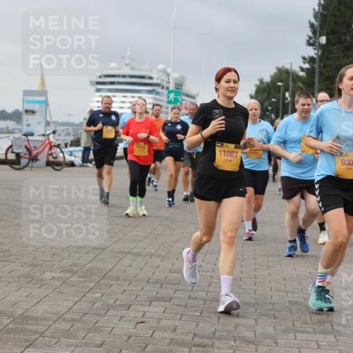 13.09.2026 - Kiel Lauf Andreas Tolksdorf http://msf.ph/oto/10413991 13.09.2026 10:04:53 Kiellinie 7157, 11087, 2009, 38, 9306, 39, 1605 meine-sportfotos.de