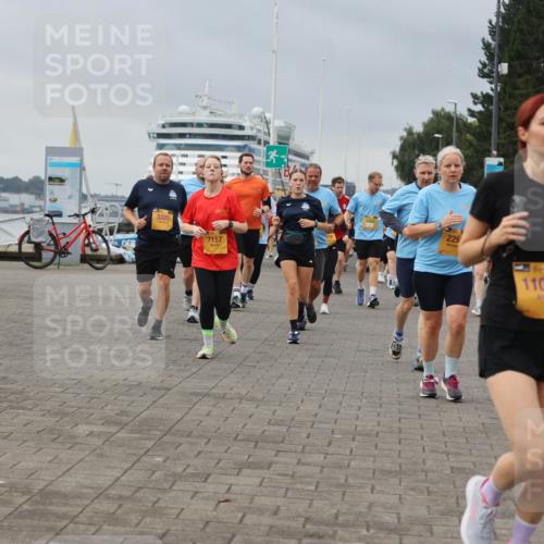 13.09.2026 - Kiel Lauf Andreas Tolksdorf http://msf.ph/oto/10414010 13.09.2026 10:04:54 Kiellinie 3325, 7157, 225, 31, 11087 meine-sportfotos.de