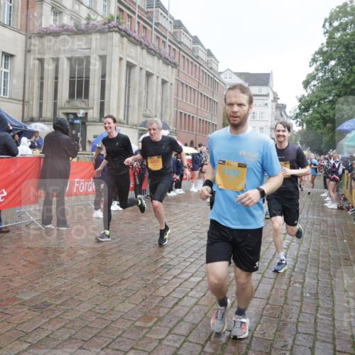 13.09.2026 - Kiel Lauf Yannick Fuchs http://msf.ph/oto/10414018 13.09.2026 10:45:47 Ziel 123, 499, 1015, 1065, 1229, 1484, 1537, 1725, 1752, 2421, 2563, 3347, 3608, 3807, 4586, 5072, 5205, 5278, 7503, 7889, 8203, 8282, 8442, 8731, 8816, 9727, 9770, 9774, 10077, 10149, 10407, 11745, 12150, 12224, 360, 461, 1012, 1180, 1267, 1482, 1575, 1590, 1682, 1969, 2391, 2599, 2836, 3075, 3182, 3263, 3264, 3285, 3628, 3749, 3796, 4151, 4168, 4536, 4588, 4699, 4726, 5361, 5365, 5600, 5957, 6269, 6406, 6799, 498, 550, 9207, 1482, 1590 meine-sportfotos.de